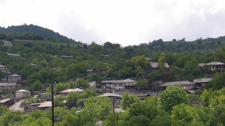    Ermənilər Zəngəzurun Zeyvə kəndini boşaldır   - Səbəb