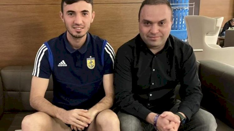    Azərbaycanlı futbolçu Latviya klubuna keçdi   