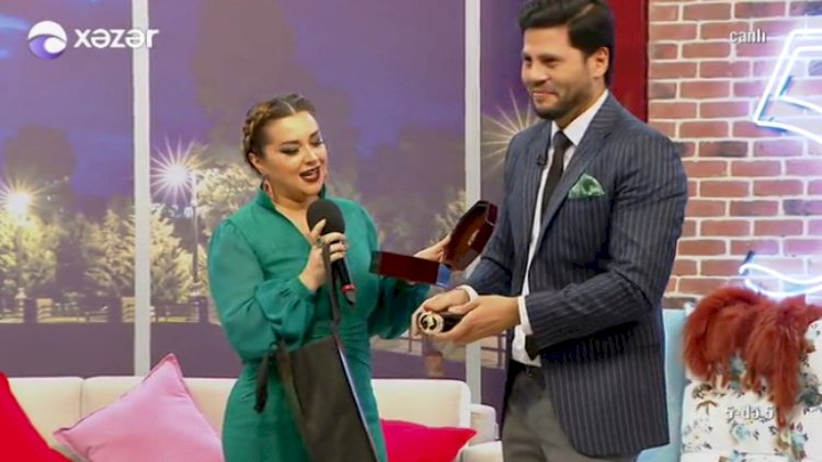    Xatirə Zaurun replikasından danışdı:   “Onları başa salıram“