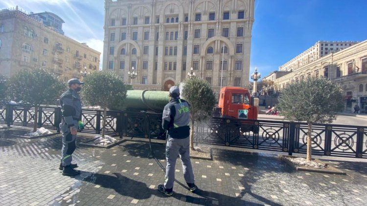    Bakı küçələri qardan sonra təmizlənir   
