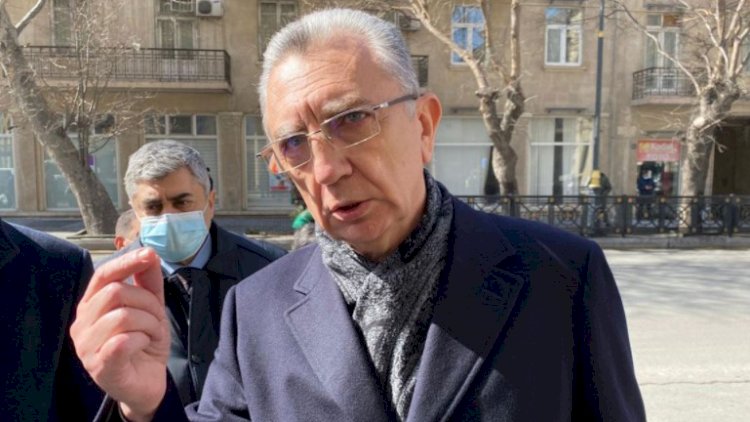    “Bakıya 12 saat yağan qar fövqəladə vəziyyət idi” - Eldar Əzizov   