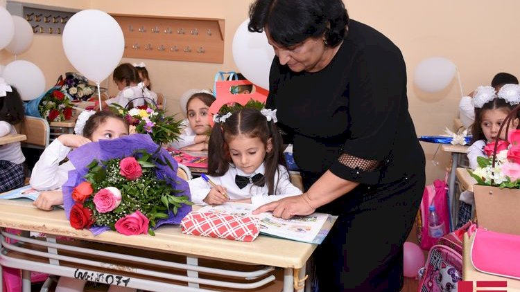    Birinci siniflərə sənəd qəbulu ilə bağlı hazırlıq işləri görülür   