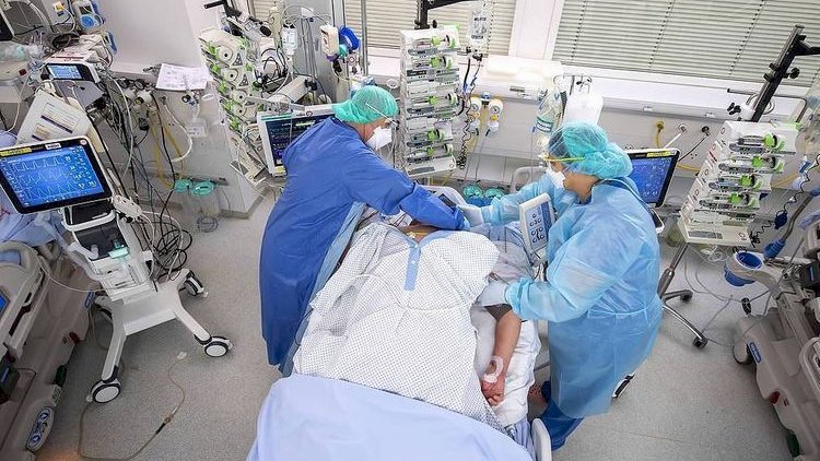    Türkiyədə bu gün koronavirusdan 68 nəfər vəfat etdi - Foto   