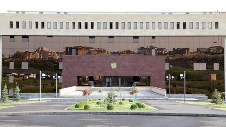    Bəzi generallar Paşinyanın istefası tələbinə qoşulmadı   