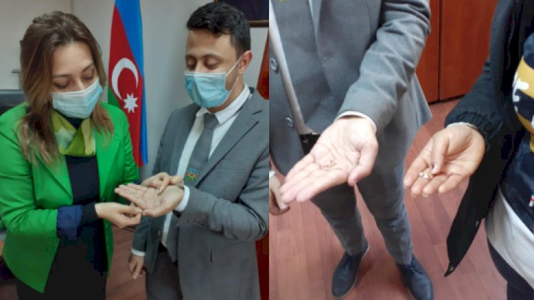    Məktəbdə qızıl sırğa tapdı - Sahibinə qaytardı   