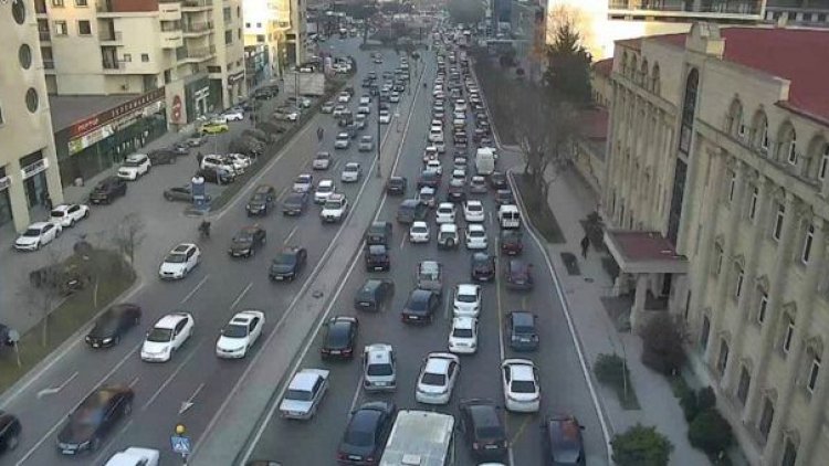    Bakının bu ərazilərində hazırda tıxac var - Foto   