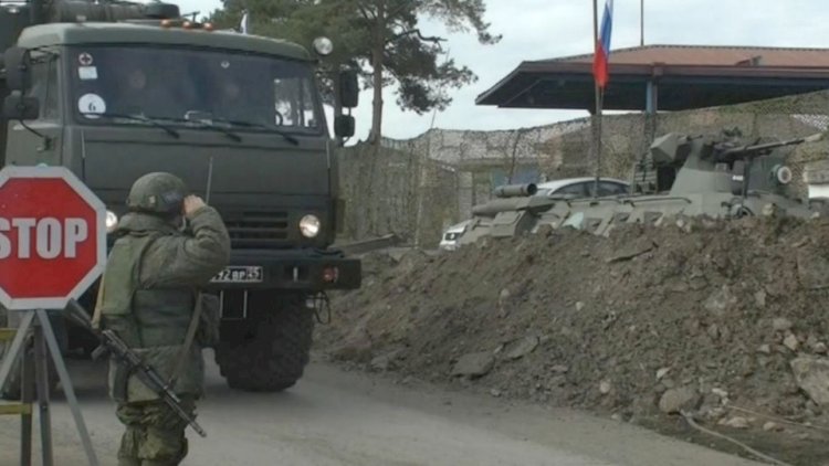    2 500 erməni rusların “qaynar xətt”inə zəng edib   