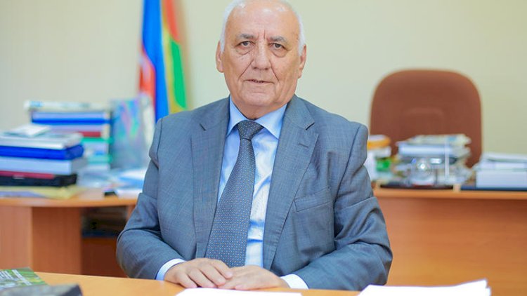    Yeni direktor Yaqub Mahmudovun otağını konfrans zalına çevirdi   
