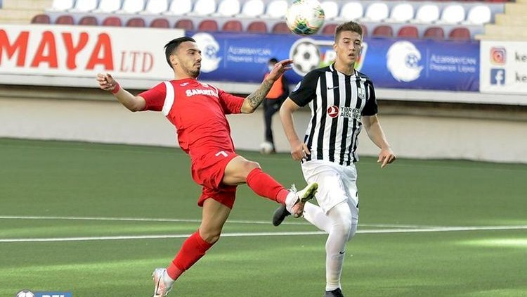    “Neftçi” “Keşlə”ni məğlub edib liderliyini qorudu   