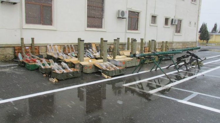    Ermənilərin Füzulidə atıb qaçdığı silah-sursat -   Foto