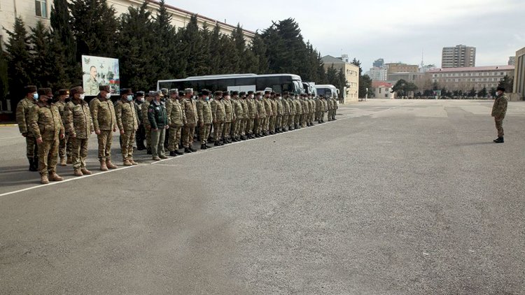    Şəxsi heyət və hərbi texnika təlim bölgəsinə yola düşdü -   