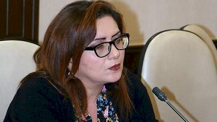    Həbsdə olan qadın jurnalist azadlığa buraxıldı   
