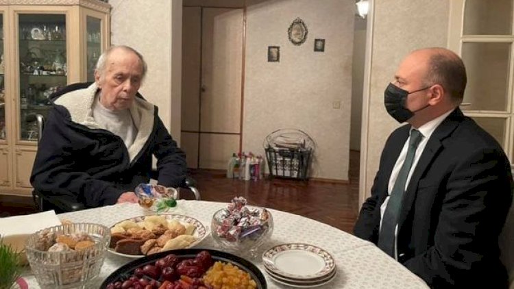    Anar Kərimov xalq artistini evində ziyarət etdi - Fotolar   