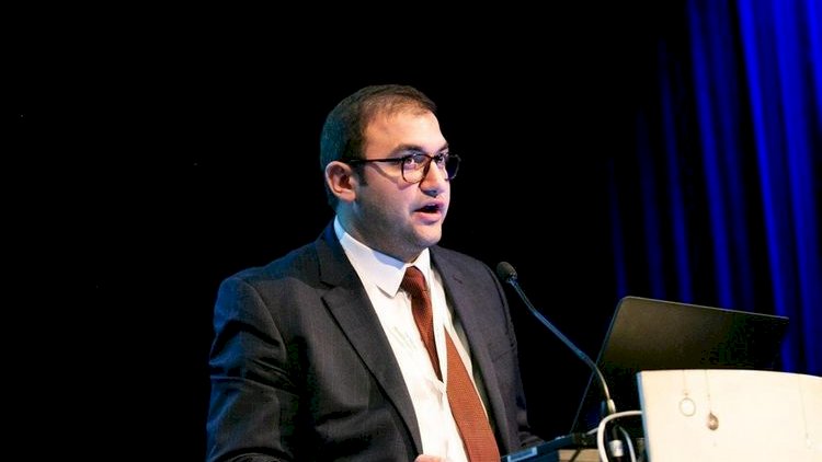    Azərbaycanlı alimin təqdimatı dünyada bir ilk oldu   