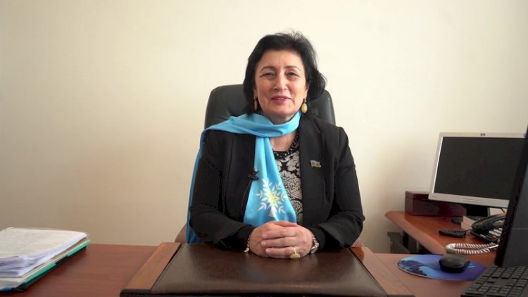    “Bəzi YAP üzvləri də həbsdədir, indi onlar siyasi məhbusdur?”    
