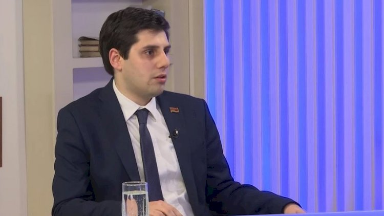    Paşinyanın daha bir tərəfdarı istefa verdi   