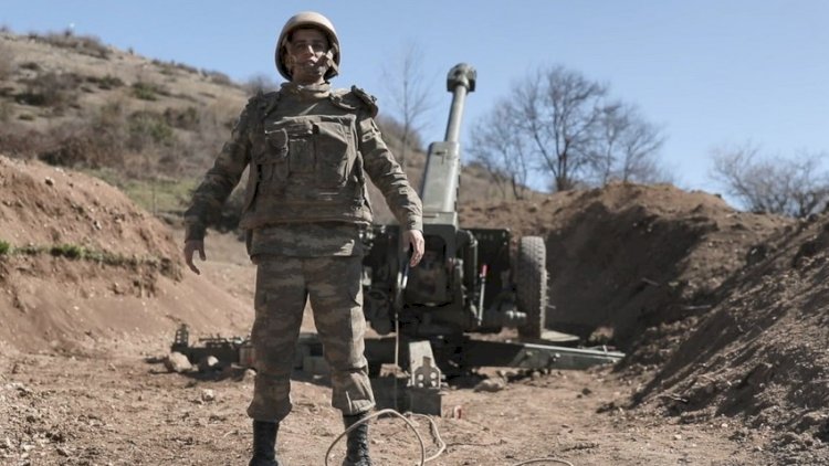    Topçu Vüsalın yeni fotosu yayıldı: Yenə öz postunda   