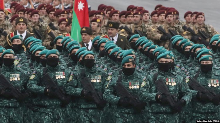    Saatlarla Qarabağ savaşının videolarına baxan ABŞ əsgərləri:   Qərb üçün “Qarabağ“ dərsi