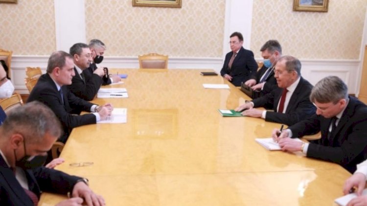    XİN-dən Ceyhun Bayramovla Lavrov arasındakı görüşlə bağlı açıqlama   