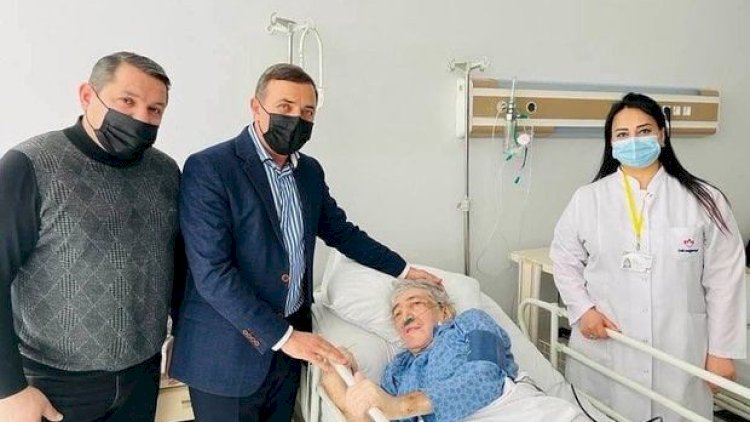    Həmkarları Rəmişi xəstəxanada ziyarət etdi - Fotolar   