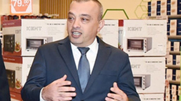    Yeni sədr kimdir? -   Tərcümeyi-hal