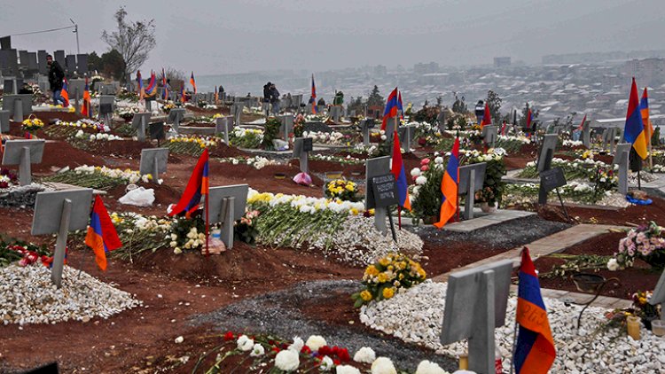    Ermənilər 4 minə yaxın yeni məzar qazıblar   