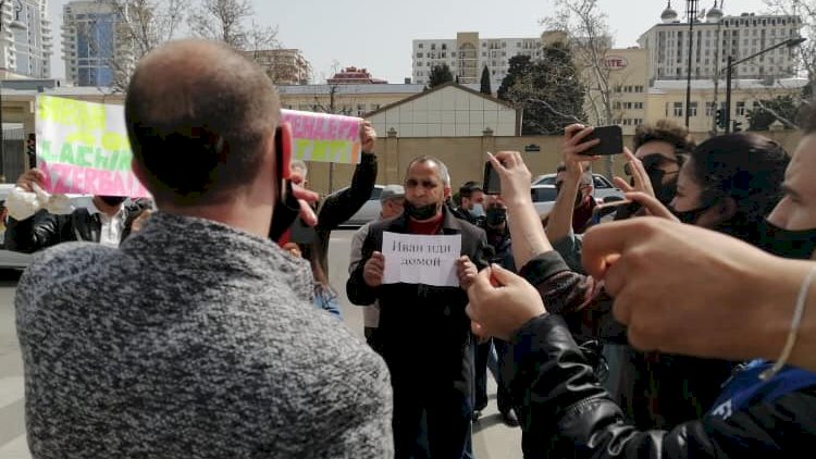   Bakıda Rusiya səfirliyi qarşısında aksiya – Fotolar   