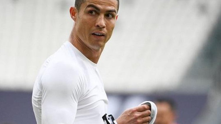    Formasını yerə atan Ronaldonu hansı cəza gözləyir?   