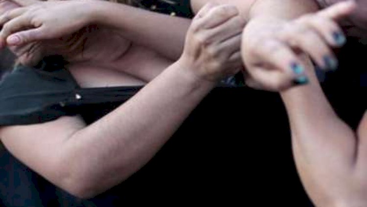    İstanbula uçan təyyarədə saçyoldu   - Video