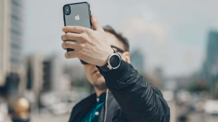    Selfi çəkdirərkən kanala düşdü -   Foto
