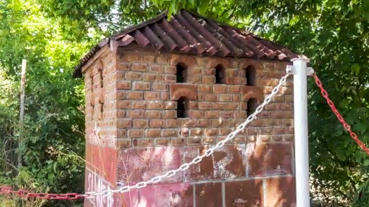    Dəhşət: Ermənilər 370 nəfəri məsciddə diri-diri yandırıb   