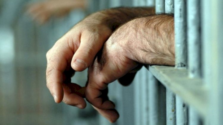   Həbsdəki icra başçısı şair oldu: Arazı ayırdılar   