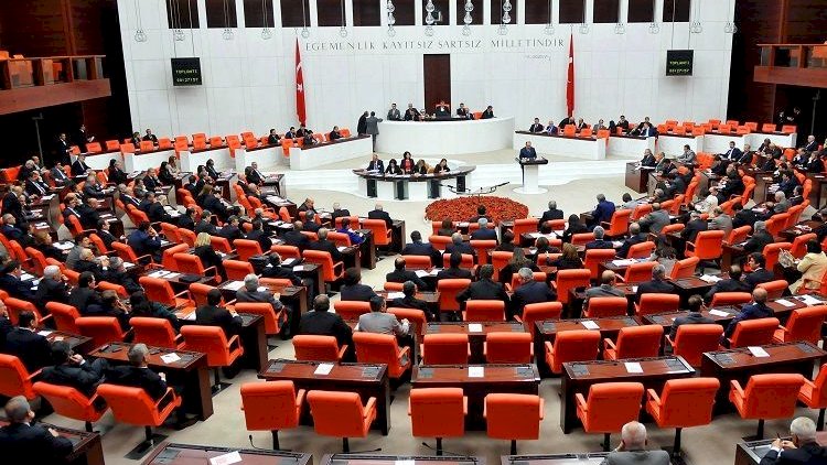    Türkiyə parlamenti Baydenin “erməni soyqırımı”nı tanımasını pisləyən bəyanat qəbul etdi   