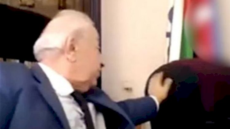    Hüseynbala Mirələmovdan “video qalmaqalı” ilə bağlı yeni açıqlama:   Kağız axtarırmış...