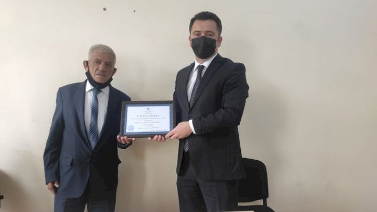    Nazir direktoru işdən çıxardı   