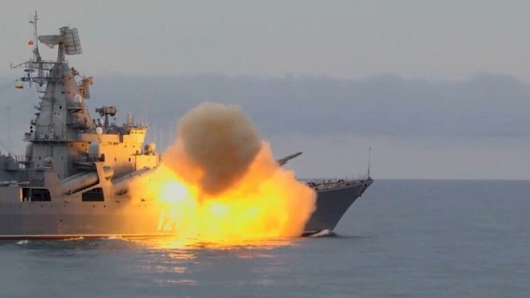    Rusiyanın hərbi gəmiləri təlim keçdi -   “Moskva” ilk dəfə raket atdı