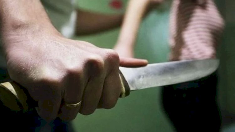    Ərinin 16 bıçaq vurduğu qadına onun xeyrinə ifadə verməsi üçün təzyiq edirlər   - TƏFƏRRÜAT