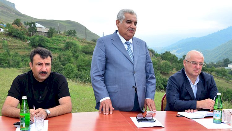    Daşkəsəndən qaçdığı deyilən Əhəd Abıyev danışdı:   “Nə edim, bəs?”