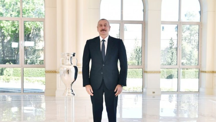    AVRO-2020-nin kuboku Prezidentə təqdim olundu -   Fotolar