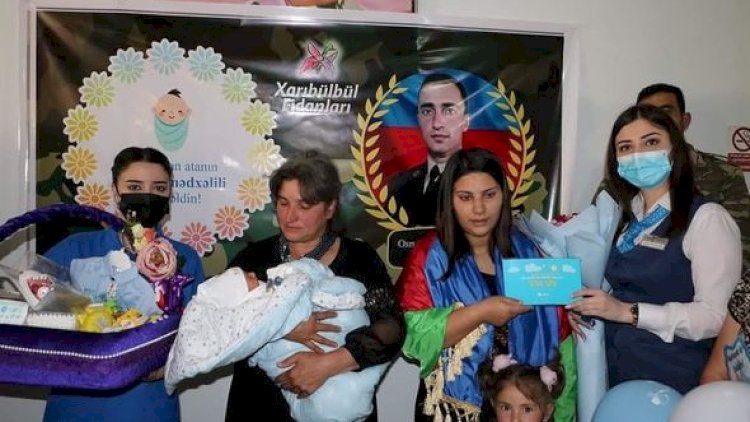    Üç şəhidin yeni doğulan övladına hesab açılacaq - Fotolar   