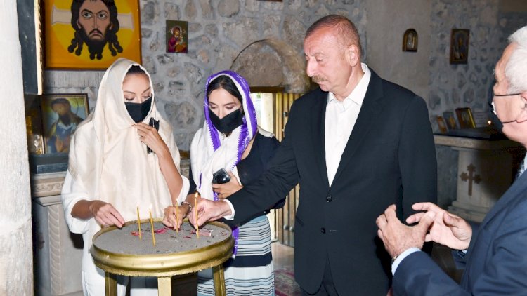   İlham Əliyev kilsədə   