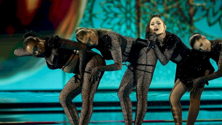    “Eurovision“ təmsilçimizdən Azərbaycan bayrağına hörmətsizlik   - Video