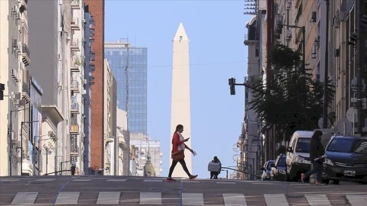    Argentina “lokdaun”a keçdi: Məktəblər bağlanır, dini və idman tədbirləri...   