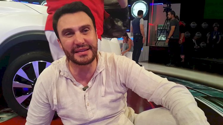    Nadir müğənniləri yıxdı-sürüdü: “Biri ər davası edir, o biri deyir mənim Həcim, saxlayanım...“   