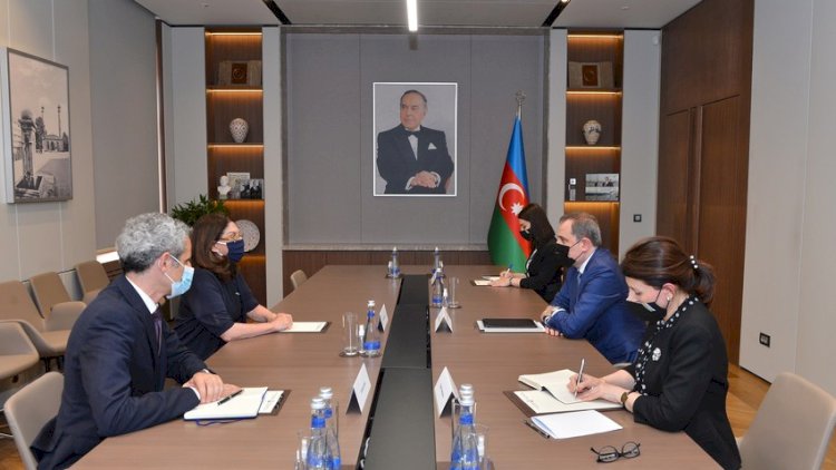    Ceyhun Bayramov Fransa Senatının üzvü Natali Qule ilə görüşdü - Fotolar   