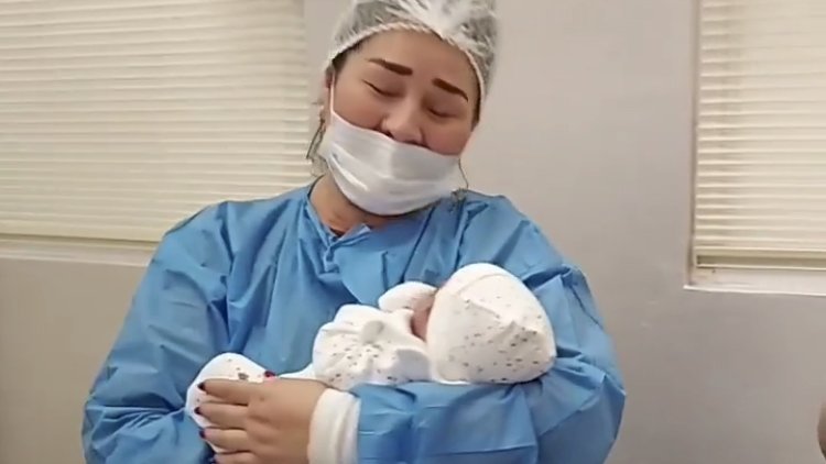    Aybəniz Haşımova: “Nəvəmiz dünyaya gəldi“   