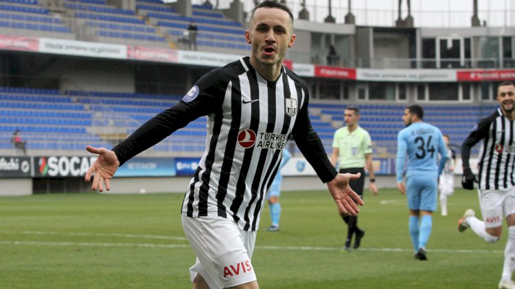    Namiq Ələsgərov Super Liqa yolunda:   500 min avroluq transfer