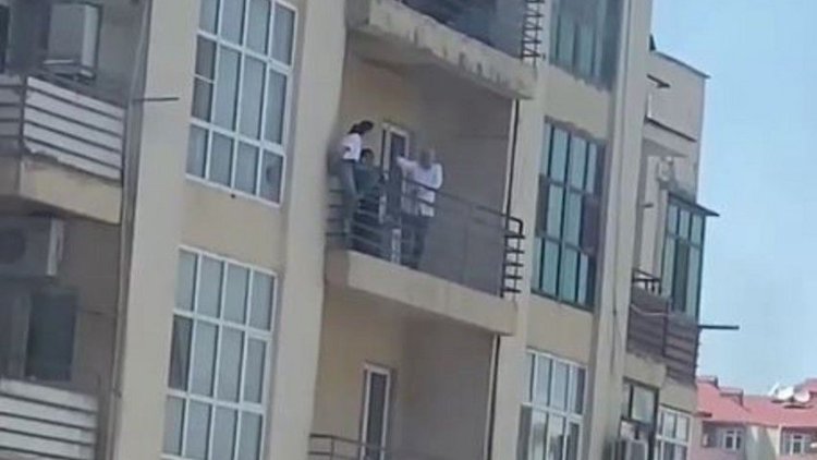   Gənc qız intihara cəhd etdi   - Video