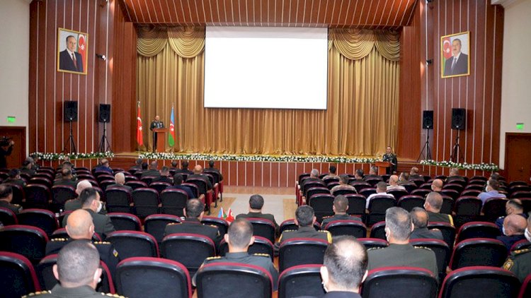    Bakıda Azərbaycan-Türkiyə Yüksək Səviyyəli Hərbi Dialoq İclası keçirilir   