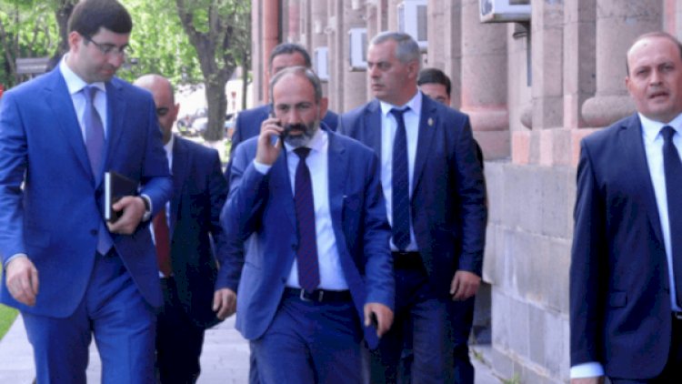    Paşinyanın cangüdənləri seçicini vəhşicəsinə döydü   - Video
